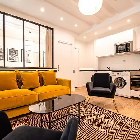 Cia - Bastille Coziness *