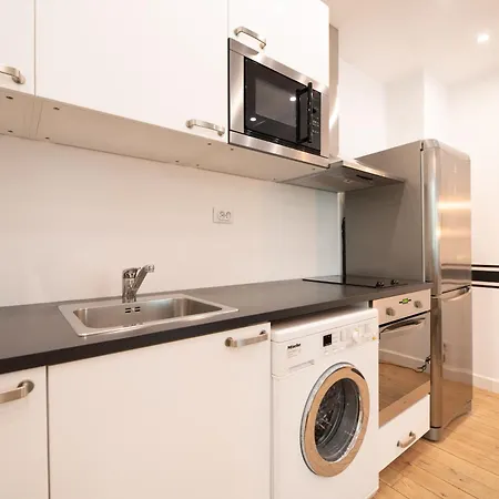 Cia - Bastille Coziness *